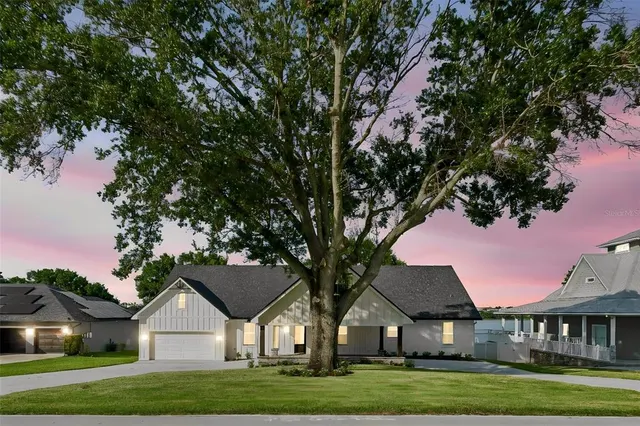 Popular LAKE TN COUNTRY ESTATES Real Estate