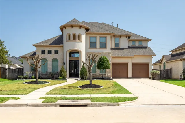 Popular Avalon At Spring Green Sec 2 Real Estate