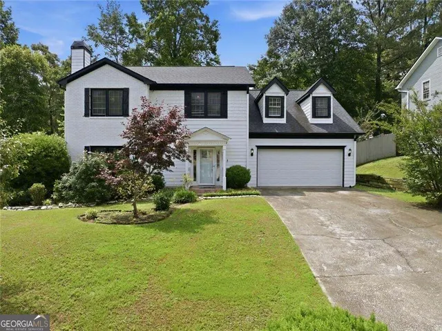 Expensive CRESCENT COVE Real Estate
