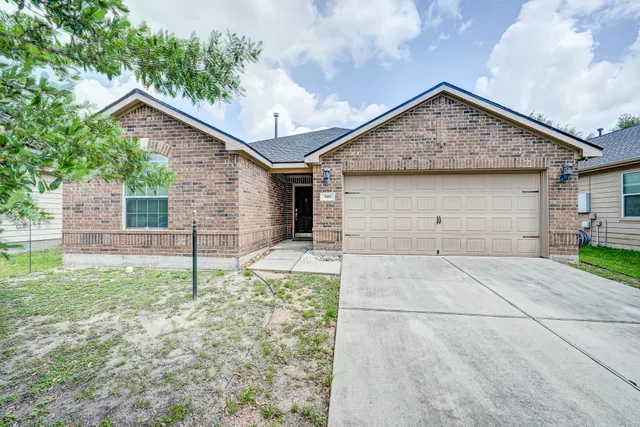 Cheap Pinewood Forest Real Estate