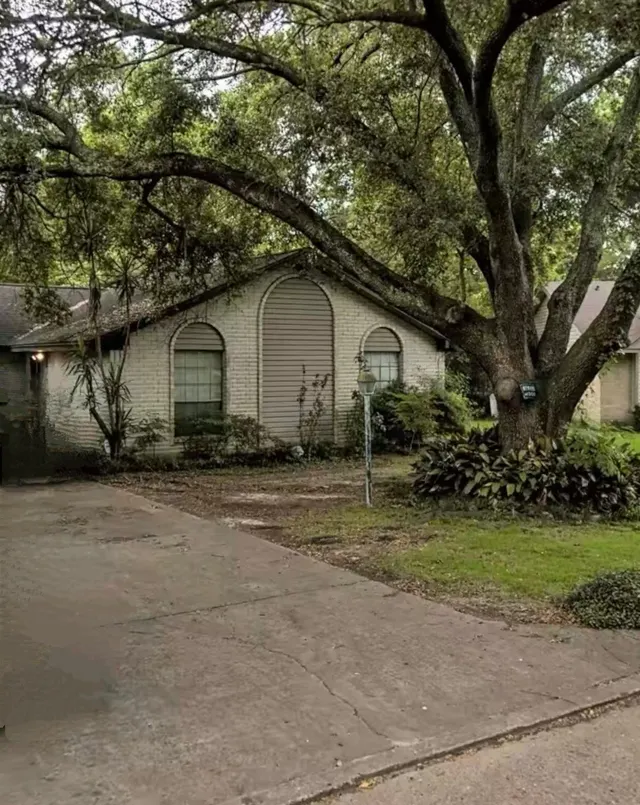 Popular Sequoia Estates Sec 02 Real Estate