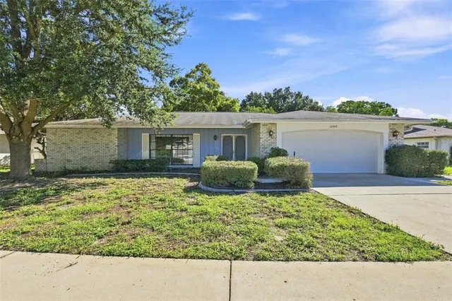 Popular RAVENSWOOD VILLAGE Real Estate