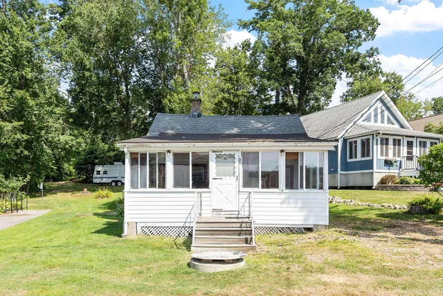 Popular Hampstead Real Estate