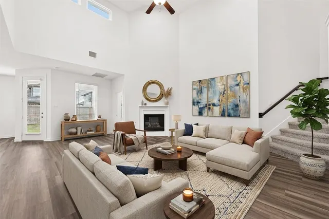 Popular Harvest Green Sec 45 Real Estate