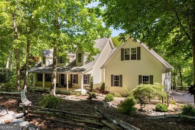 Expensive RIVERBEND Real Estate