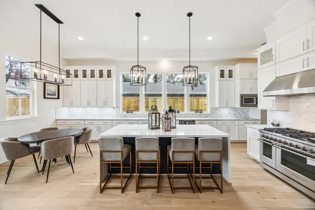 Popular Monarch Oaks Real Estate