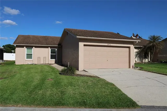 Popular CYPRESS LANDING PH 02 Real Estate