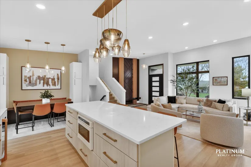 6879 Vista De Oro Drive Ne, Rockford, MI, 49341 - Photos, Videos