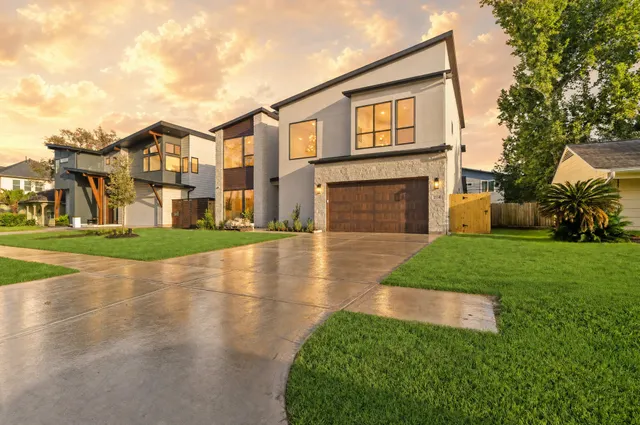 Popular Pine Terrace Sec 02 Real Estate