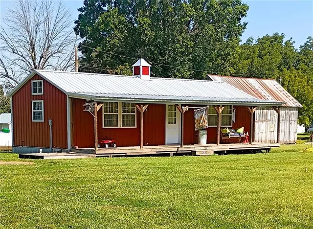 Cheap Higginsville Real Estate