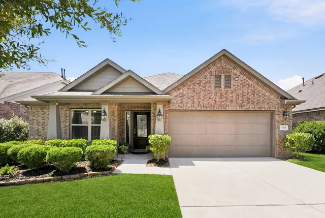 Popular OAKCREST NORTH SEC 11 Real Estate