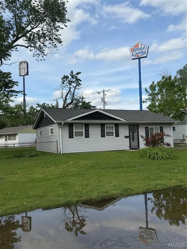 Popular Parkland Manor Real Estate