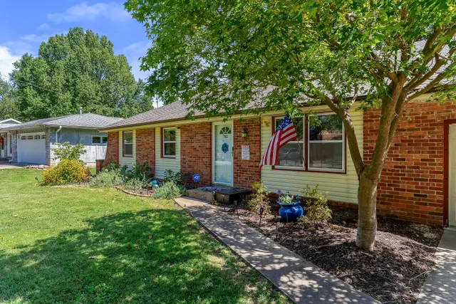 Popular Southgate Terr Real Estate
