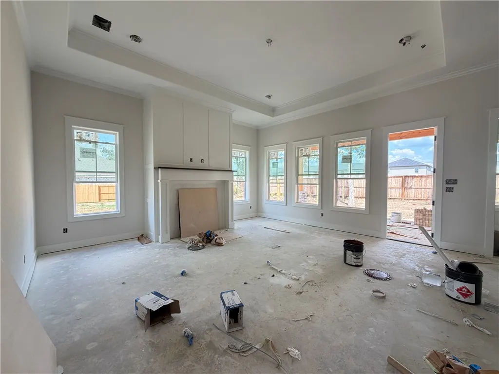 Listing Thumbnail Image 3