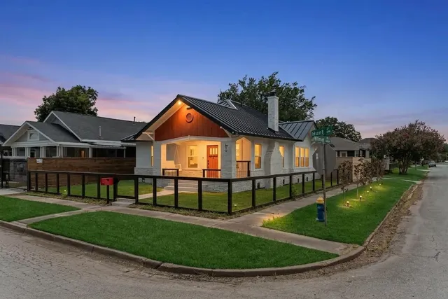 Popular Brady Place Real Estate