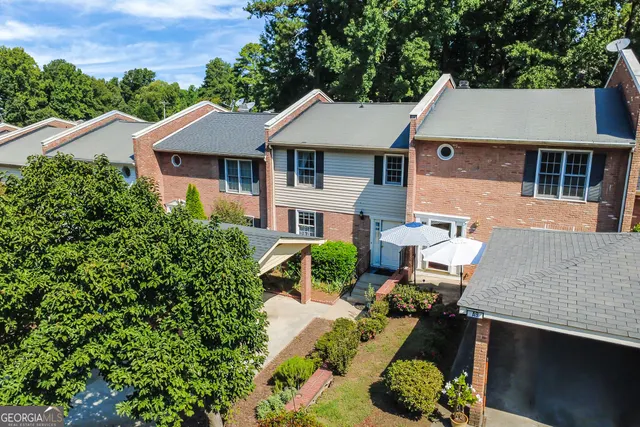 Popular Cinnamon Cove Real Estate