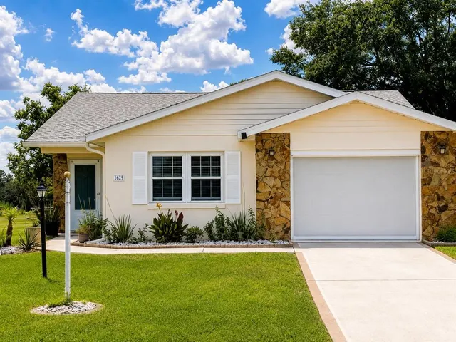 Popular WILLOW GATE Real Estate