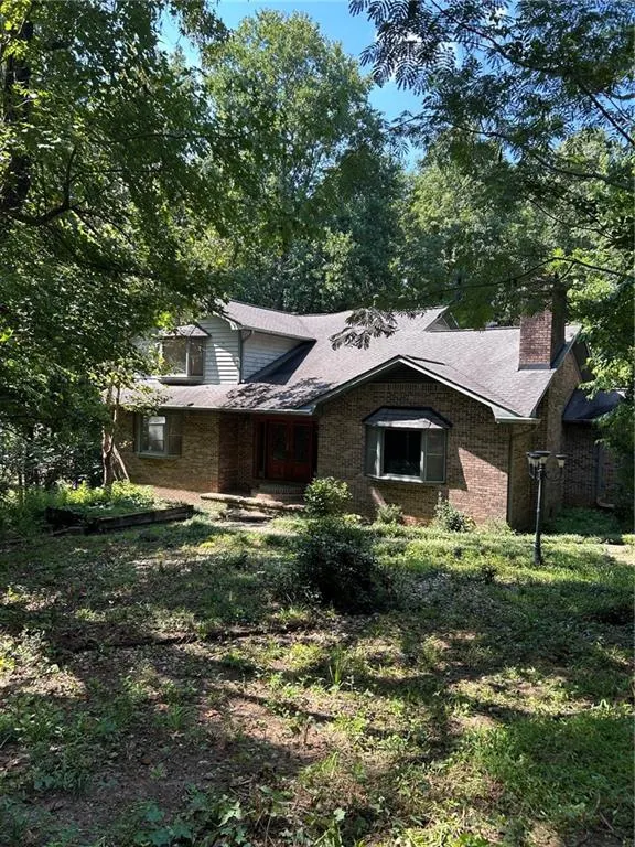 Popular Pickett's Mill Real Estate