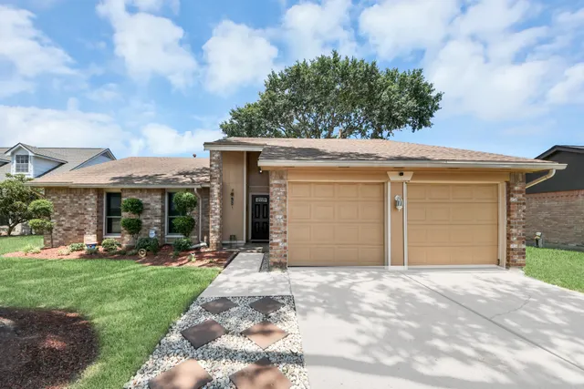 Popular Westfield Sec 03 Real Estate