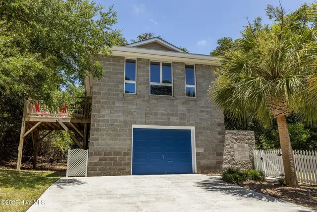 Cheap Holly Point Real Estate