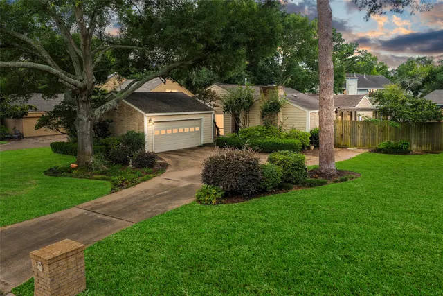 Popular Hearthstone Sec 02 Real Estate
