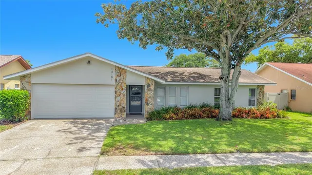 Popular HEATHER HILLS Real Estate
