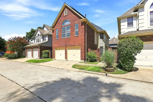 Popular Charlestown Colony Sec 01 Real Estate