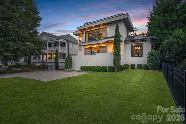 Popular Myers Park Real Estate