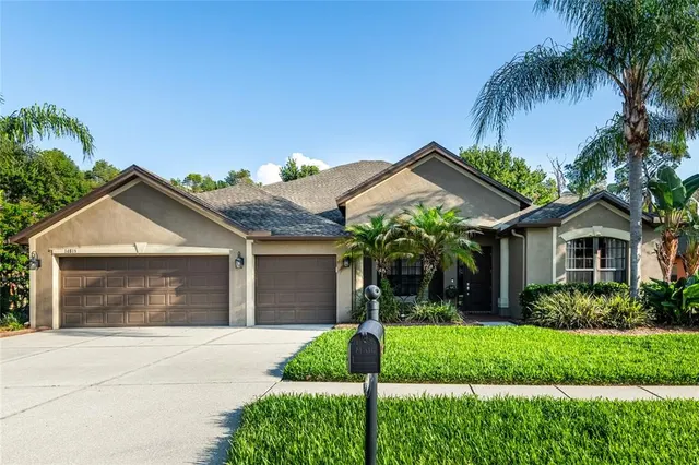 Popular SUNCOAST LAKES PH 2 Real Estate