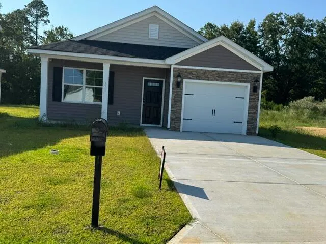 Popular Oakfield Plantation Real Estate