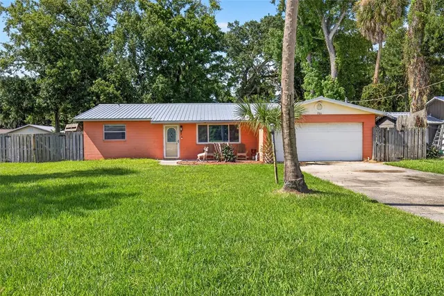 Popular COUNTRY CLUB GARDENS BLAKE Real Estate