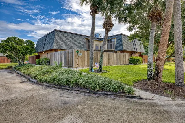 Popular CEDAR DUNES Real Estate