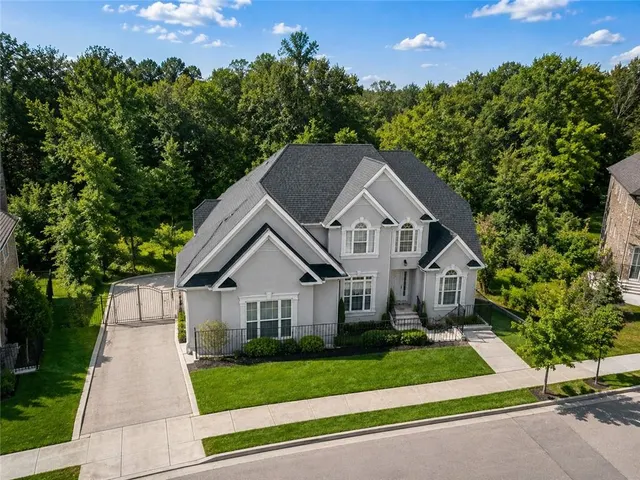 Popular Promise Land Real Estate