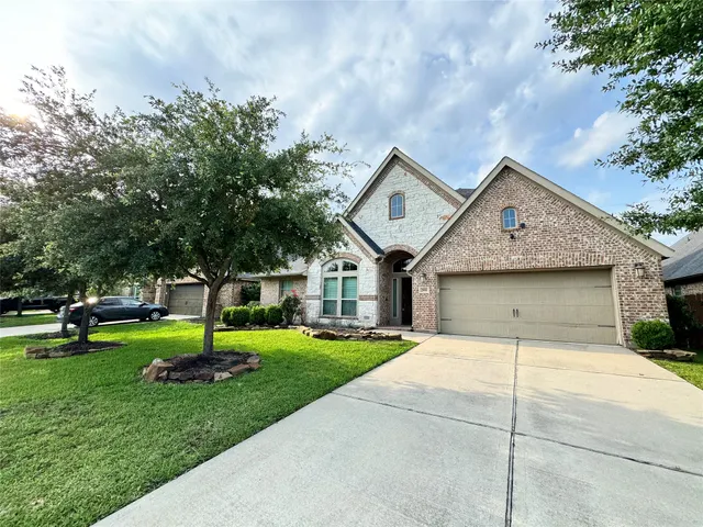 Popular Firethorne West Sec 7 Real Estate