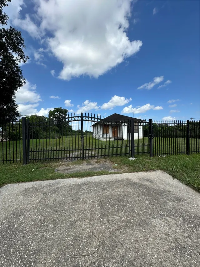Cheap Samuell G D Real Estate