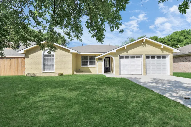 Popular Catalina Square Sec 03 Real Estate