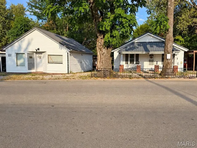 Popular Lewis Add Real Estate