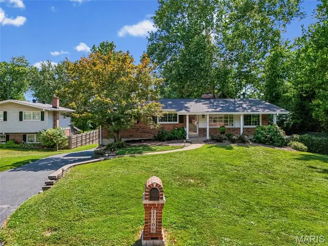 Popular Barrington Estates 4 Real Estate