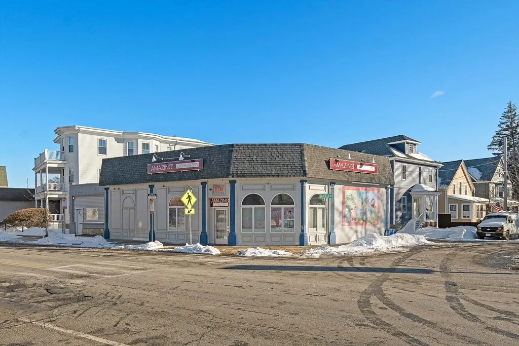 365 Salem St,Unit Medford, Medford, MA 02155