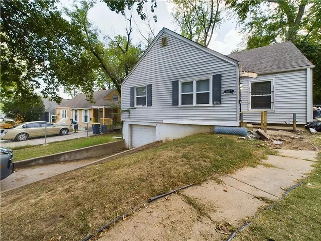 Popular Vineyard Terrace Real Estate