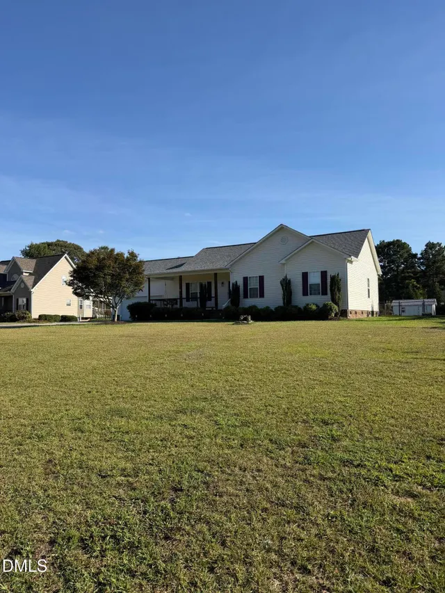 Popular Parkersfield Real Estate