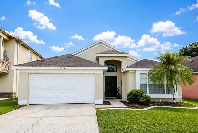 Popular LAKE GLORIA PRESERVE PH 02B Real Estate