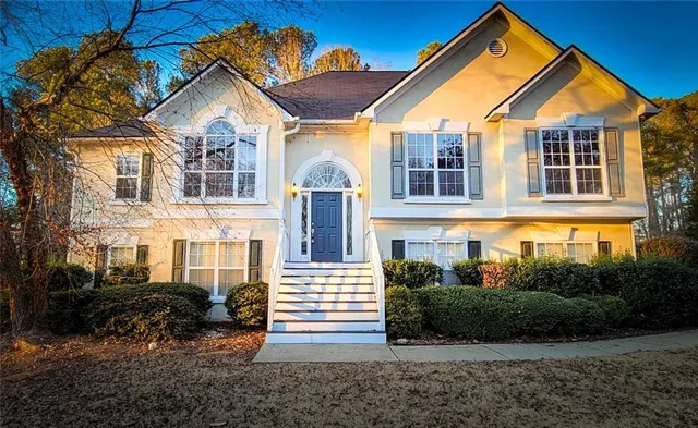 Popular Pheasant Run Real Estate