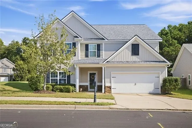 Expensive Station at Prominence Real Estate