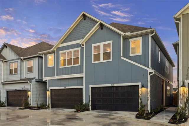 Popular Colonial Heights Real Estate
