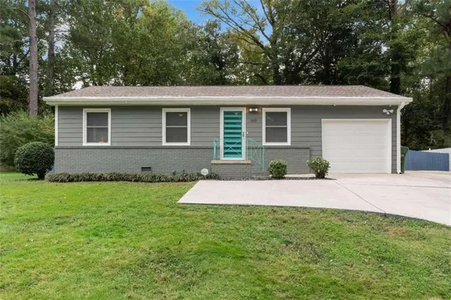 Popular Lincoln Homes Real Estate