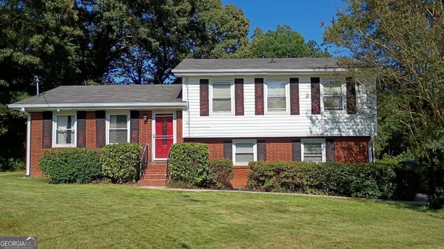 Expensive MEADOWBROOK MANOR Real Estate