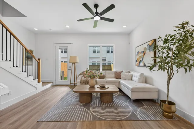 Cheap Donovan Vista Real Estate