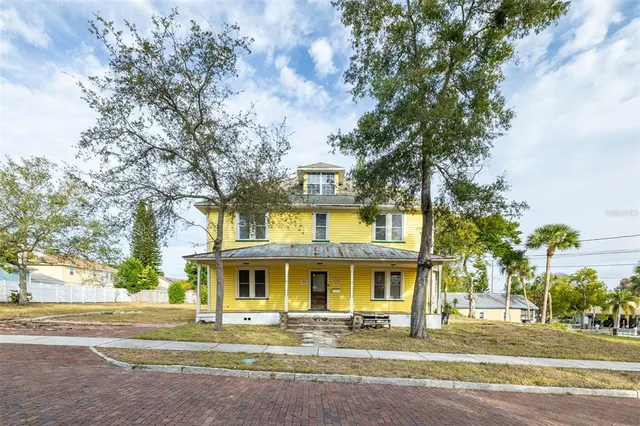 Popular FERGUSONS C Real Estate