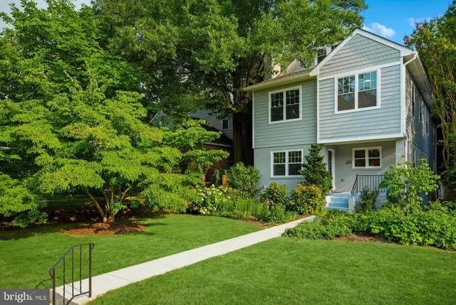 Popular American University Park Real Estate